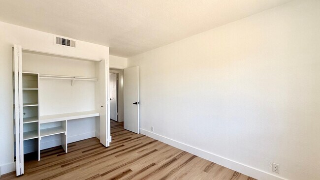 Building Photo - 4827 W Michigan Ave