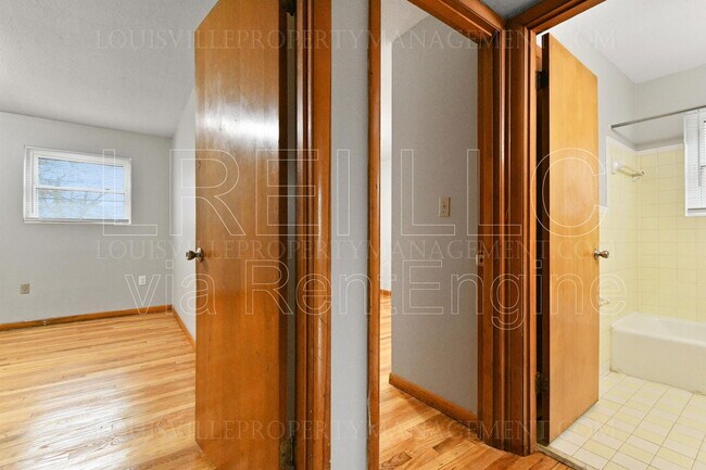 Building Photo - 1705 Valley Forge Way