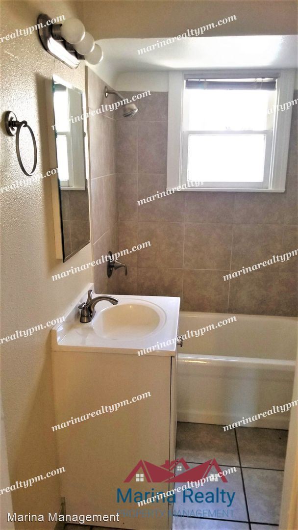 Building Photo - 3 br, 2 bath House - 460 Benicia Rd