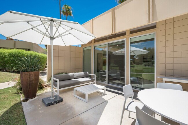 Building Photo - 72915 El Paseo