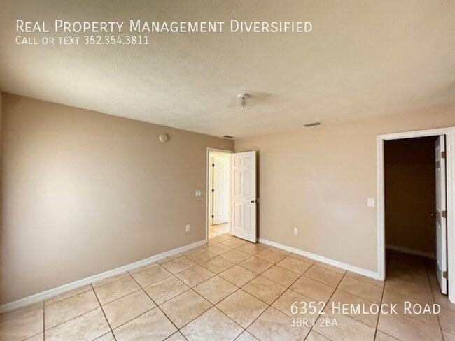 Building Photo - 6352 Hemlock Rd