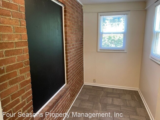 Building Photo - 1 br, 1 bath House - 1603 Pecan Avenue