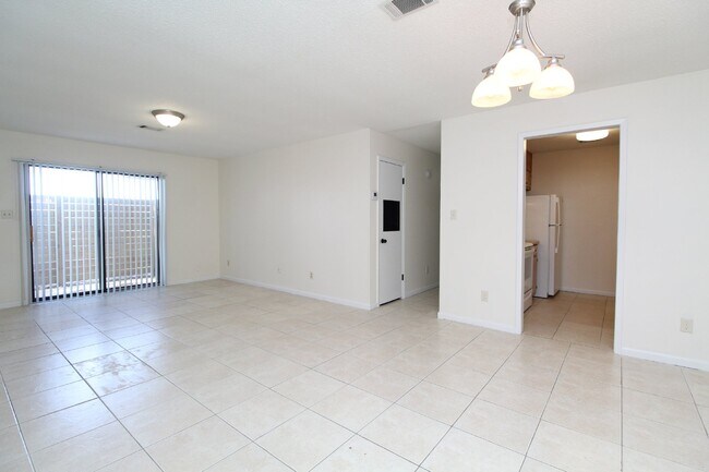 Building Photo - Charming 2 Bedroom Rental in Pace, FL with a Spacious Layout and Prime Location!