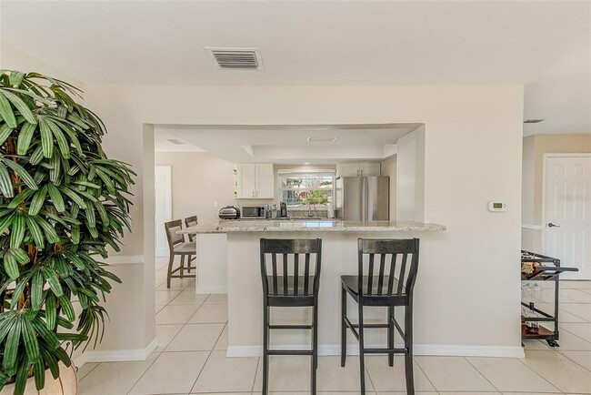 Building Photo - 7195 Augusta Blvd