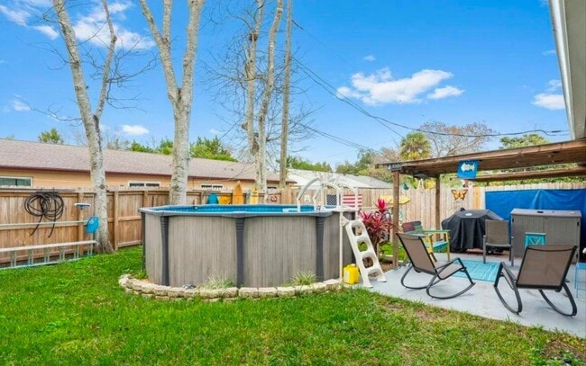 Building Photo - 942 Boulder Dr