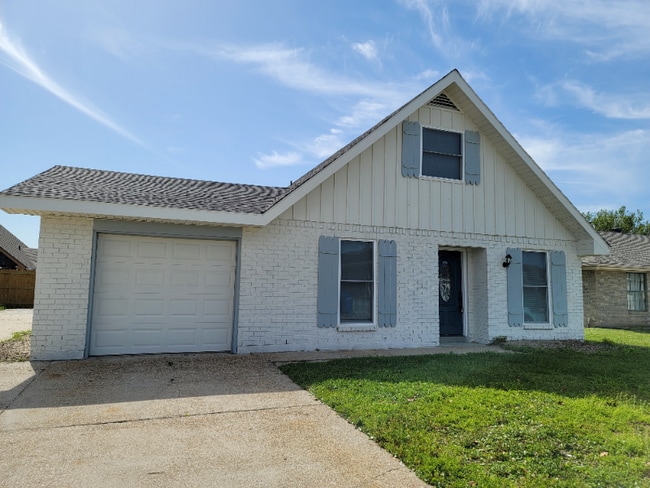 Building Photo - 119 Jane Ln