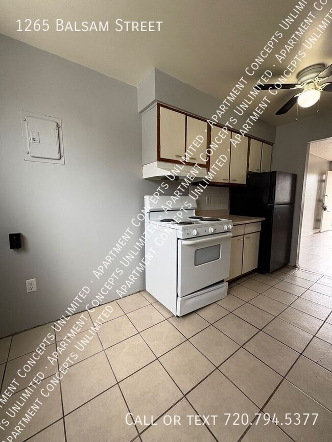 Building Photo - 1265 Balsam St