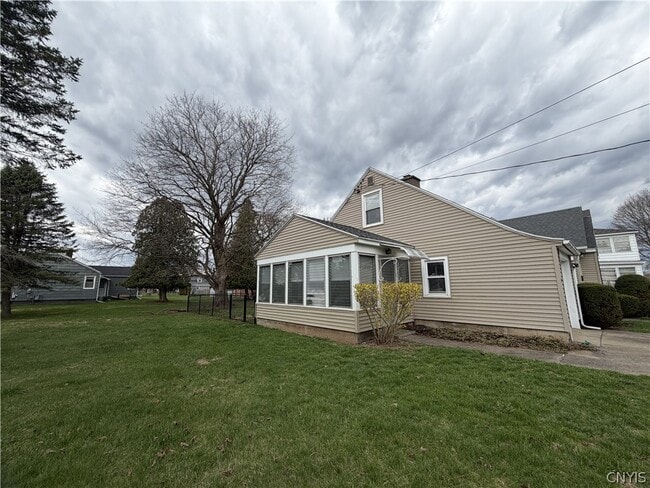 Building Photo - 50 New Hartford St