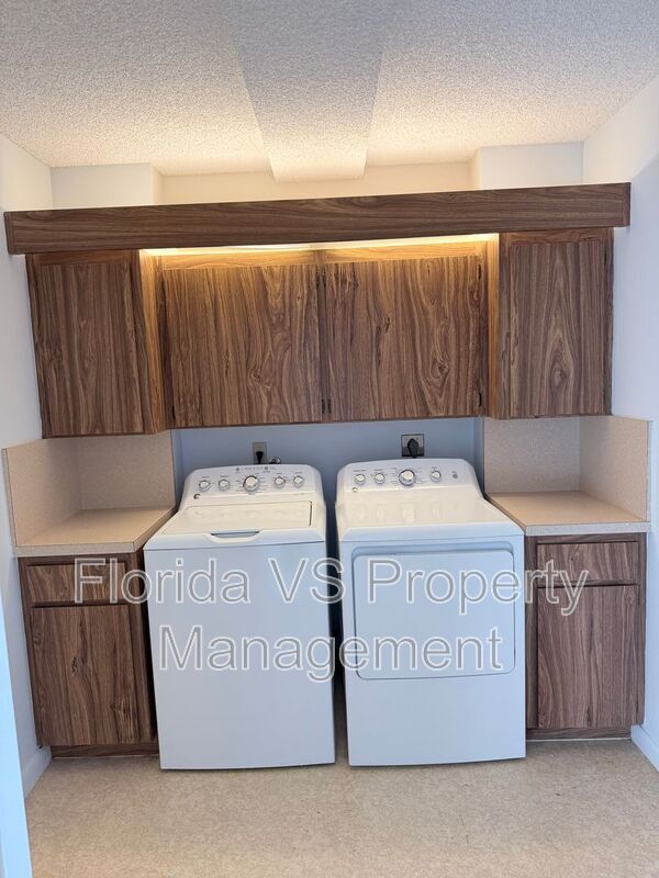 Building Photo - 3511 Village Blvd