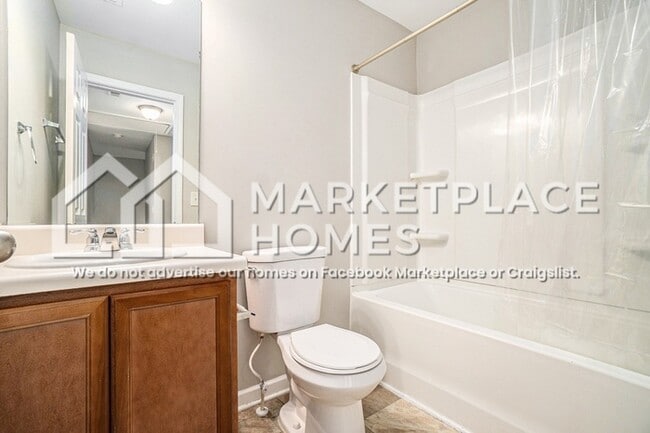 Building Photo - 5802 Westchase St