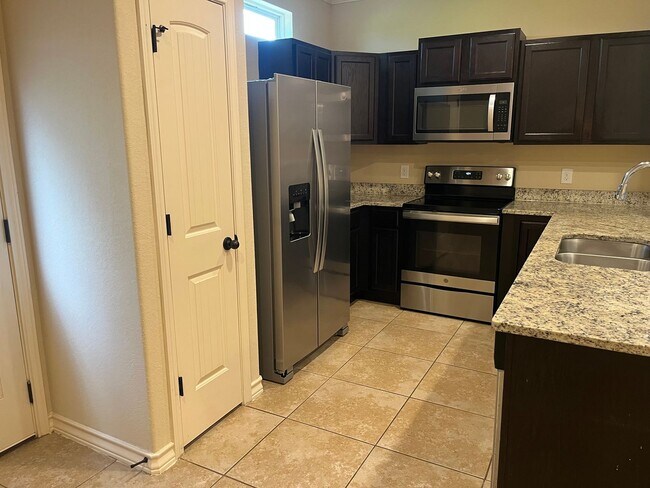 Building Photo - 6515 Marcel Wy