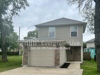 Building Photo - 3206 Angelfish Cove