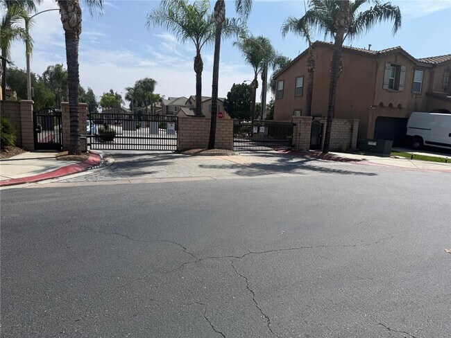 Building Photo - 1742 Edmon Way
