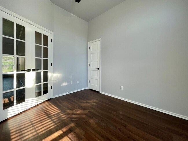 Building Photo - 13004 Chadbrooke Pl