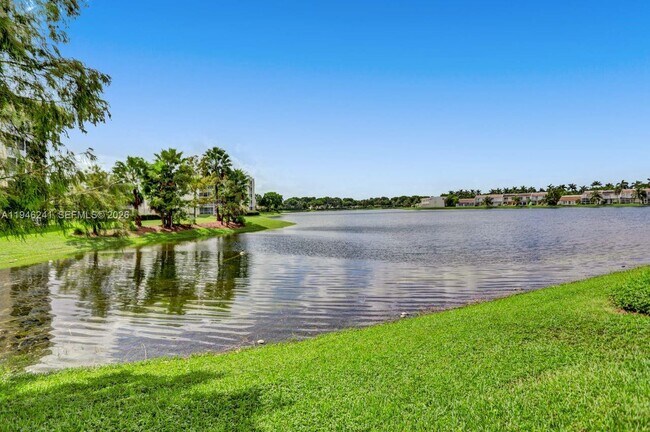 Building Photo - 10730 NW 66th St