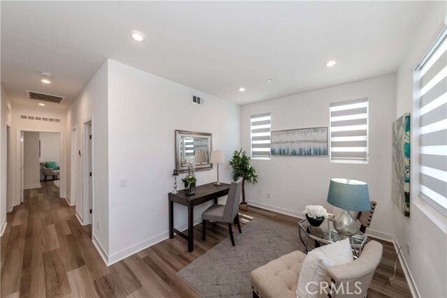 Building Photo - 1403 W Bushell St