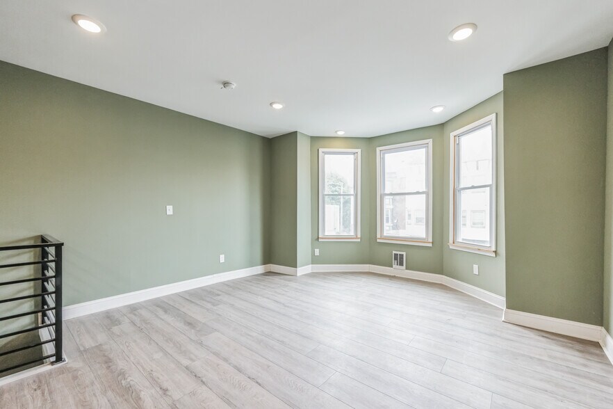 Building Photo - 2824 N 22nd St