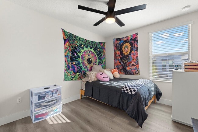 Building Photo - 1653 Lindley St