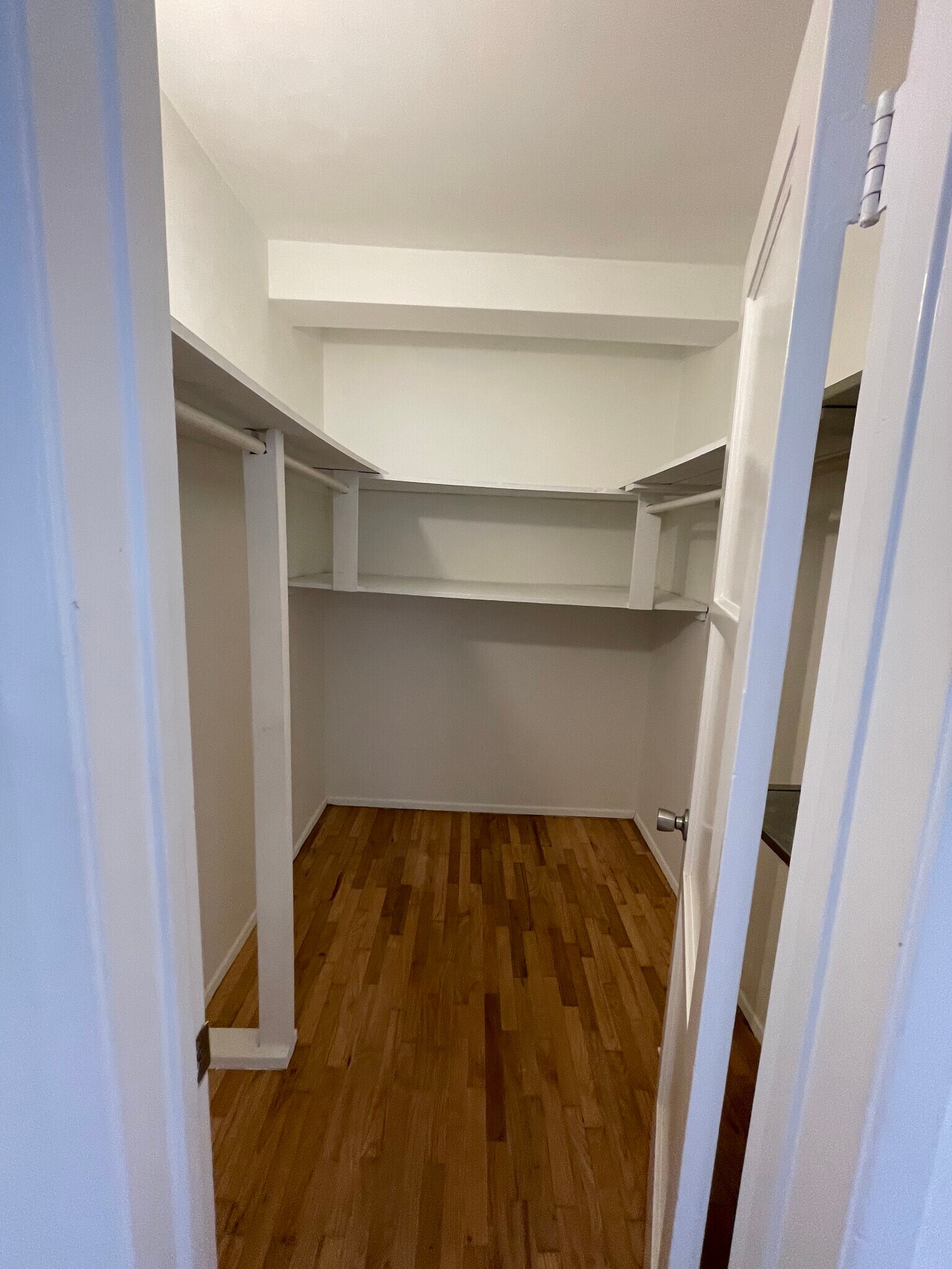 Large walk-in closet off master bedroom - 453 30th St
