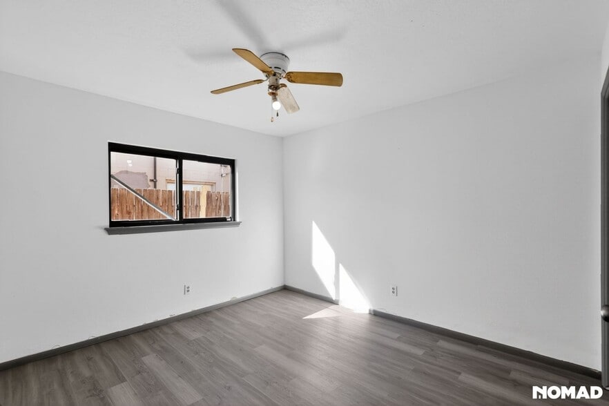 Building Photo - 1133 Kentucky St SE