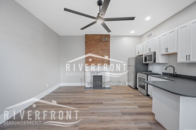 Building Photo - 1669 Blue Rock St