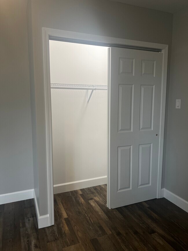 Bedroom 2 Closet - 4092 A Ave