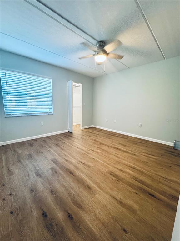 Building Photo - 203 Meadow Ln