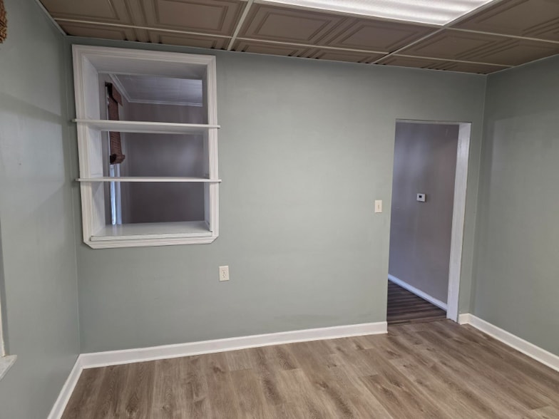 Building Photo - 1704 Broad St