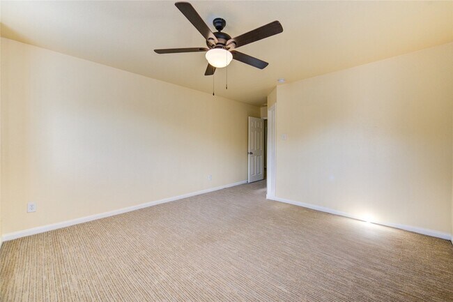 Building Photo - 6422 Mildenhall Ct