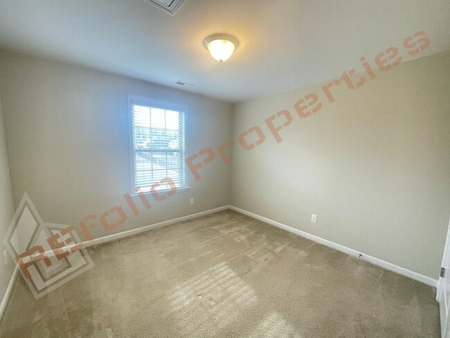 Building Photo - Beautiful 4 Bedroom, 3 Car Garage Home with a Screened Patio @ Flowers Plantation, Clayton, May 7th!