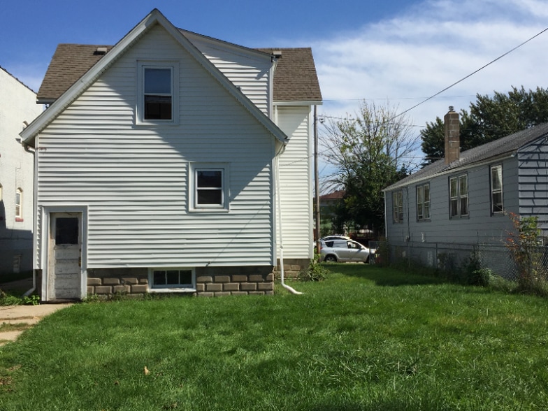 Building Photo - 6106 24th Ave