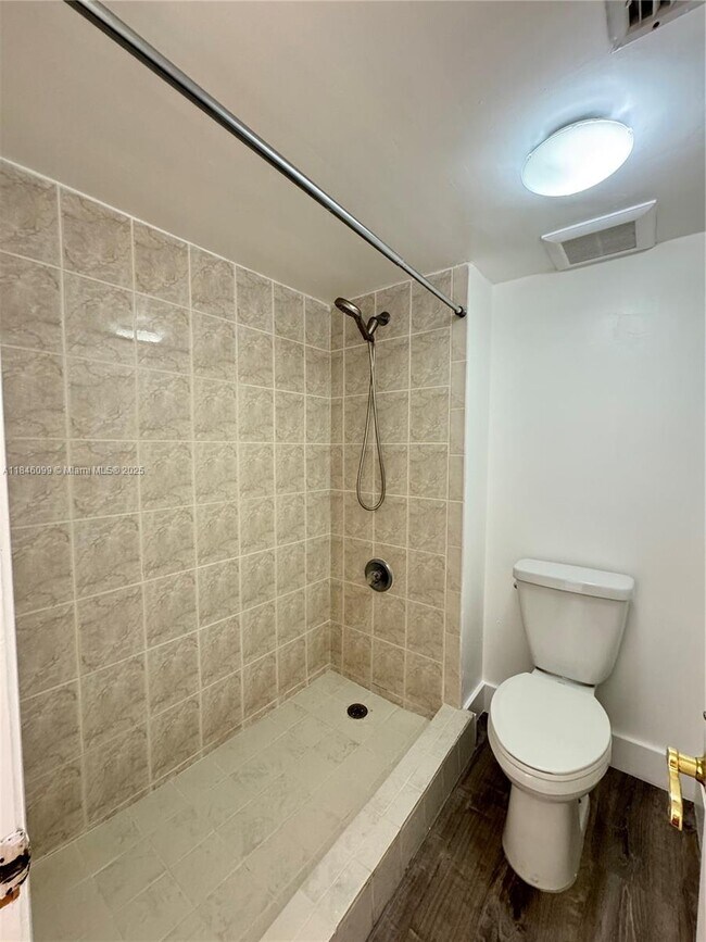 Building Photo - 16215 Saddle Club Rd