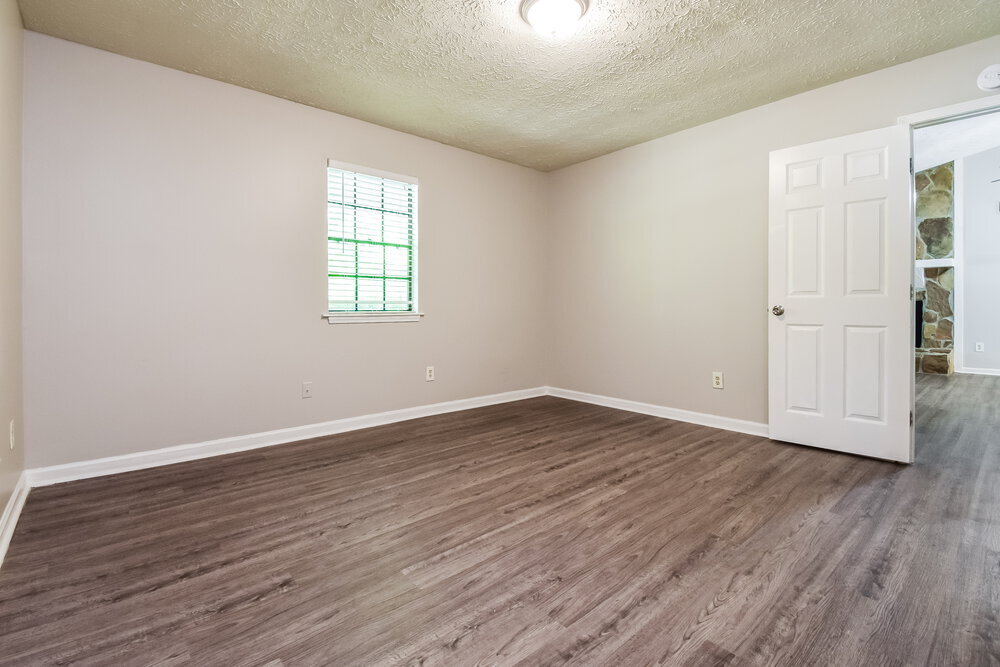 Building Photo - 4114 Red Laurel Way SW