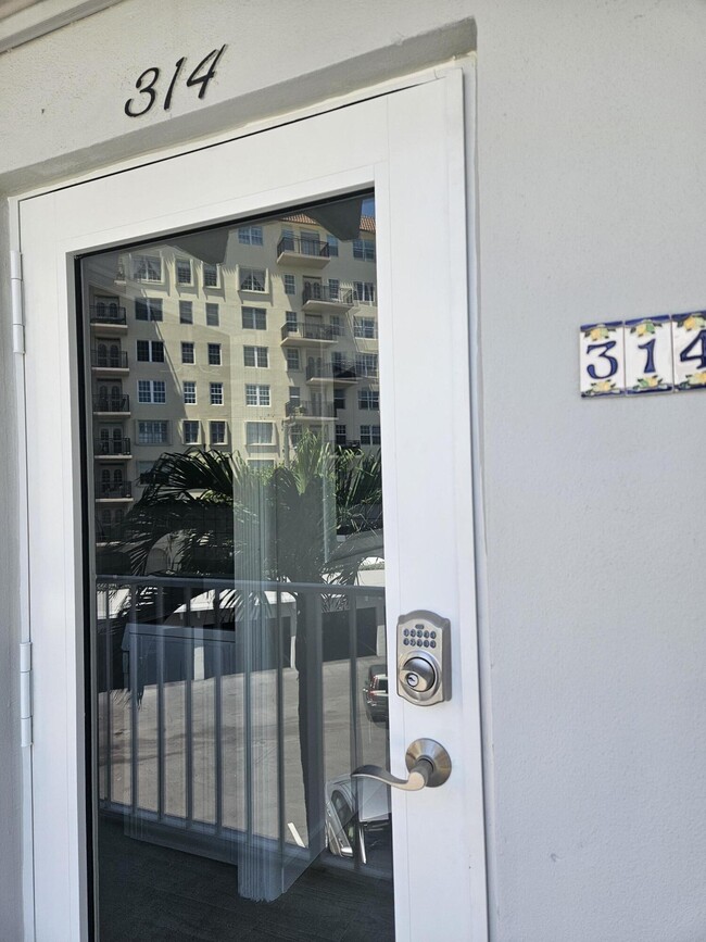 Building Photo - 3500 S Ocean Blvd
