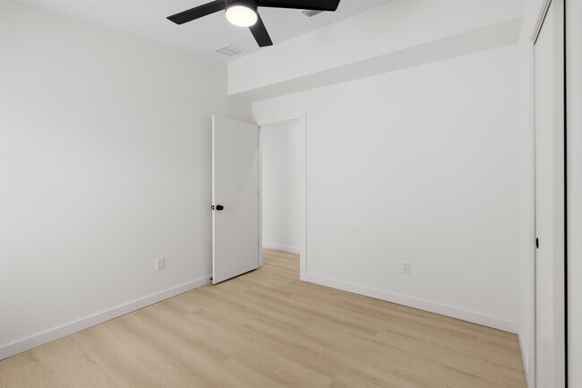 Building Photo - 29 Masters Dr