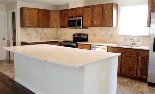 Building Photo - 809 W Northgate Dr