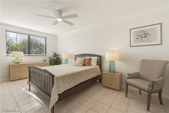 Building Photo - 801 River Point Dr