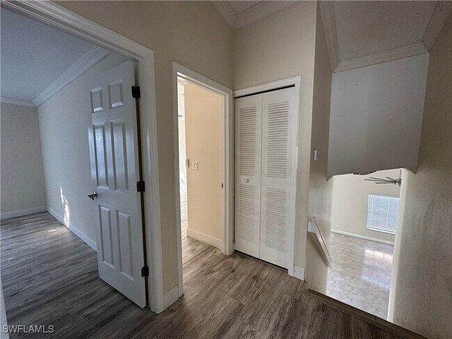 Building Photo - 12870 Eagle Pointe Cir