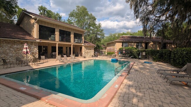 Building Photo - 507 NW 39th Rd