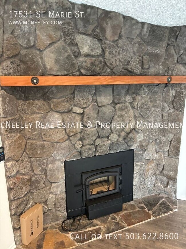 Building Photo - 17531 SE Marie St