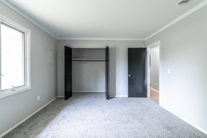 Building Photo - 3303 Hobson Rd