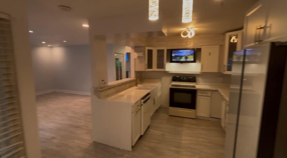 Building Photo - 272 Cambria Ct