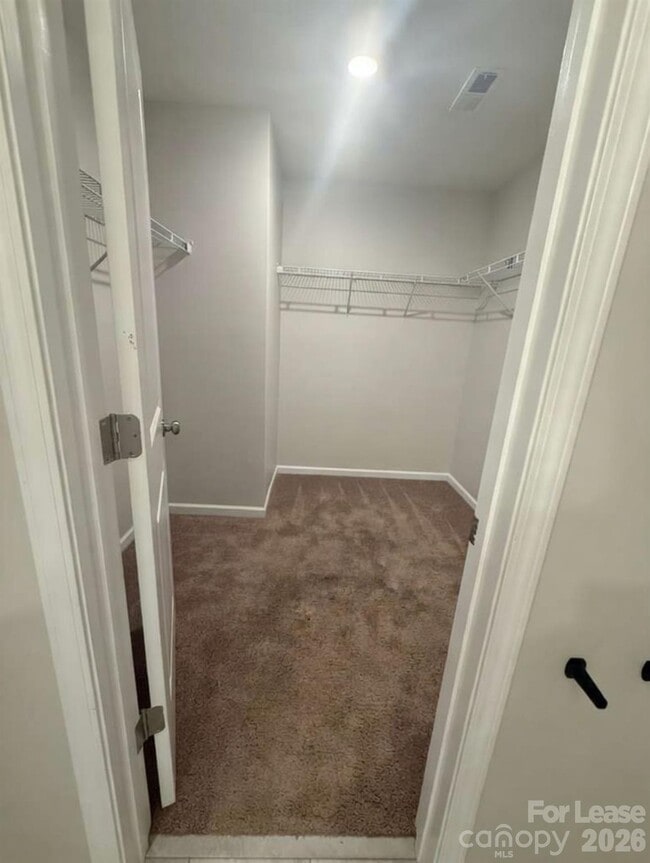 Building Photo - 5215 Maynard Hl Dr