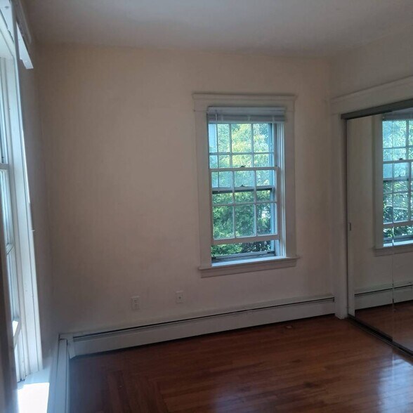 Building Photo - 29 Ogden St