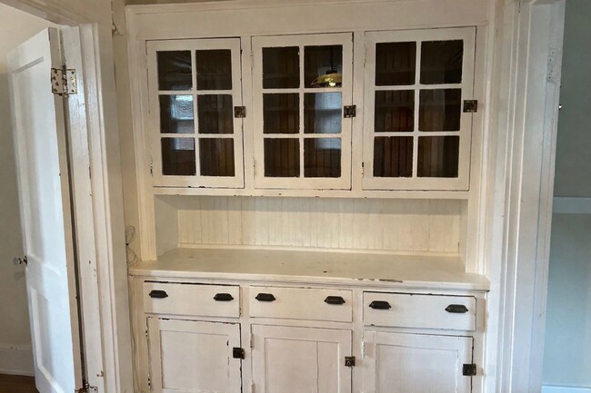 Building Photo - 2502 Blair Blvd