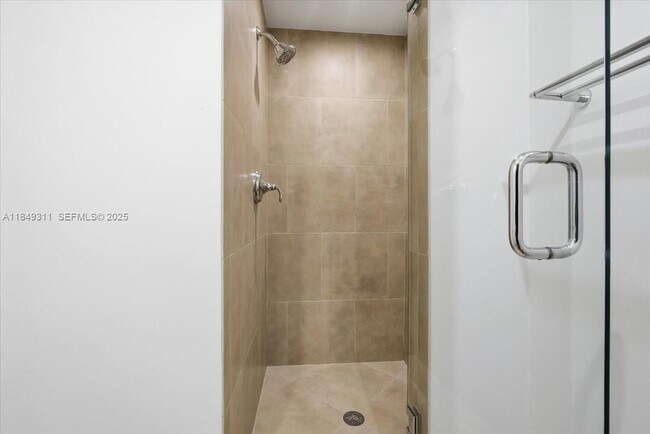 Building Photo - 2451 Brickell Ave