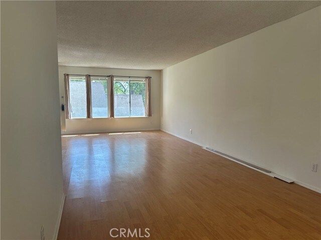 Building Photo - 28825 Barragan St