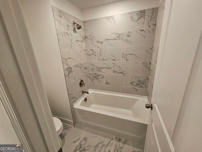 Building Photo - 219 Andalusa Ct