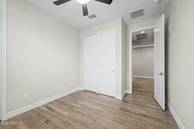Building Photo - 9701 E Spiral Ave