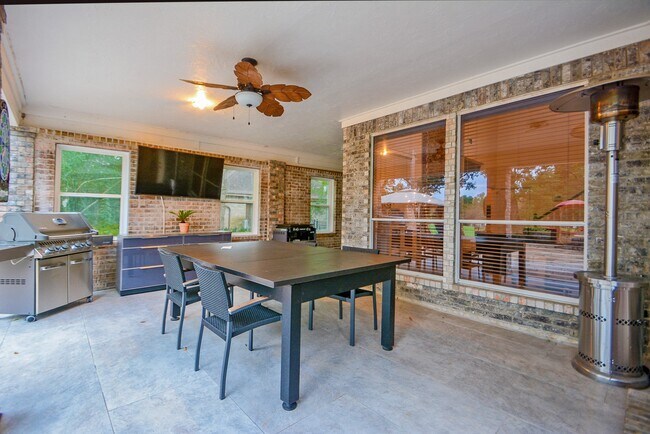 Building Photo - 70 N Skyflower Ct